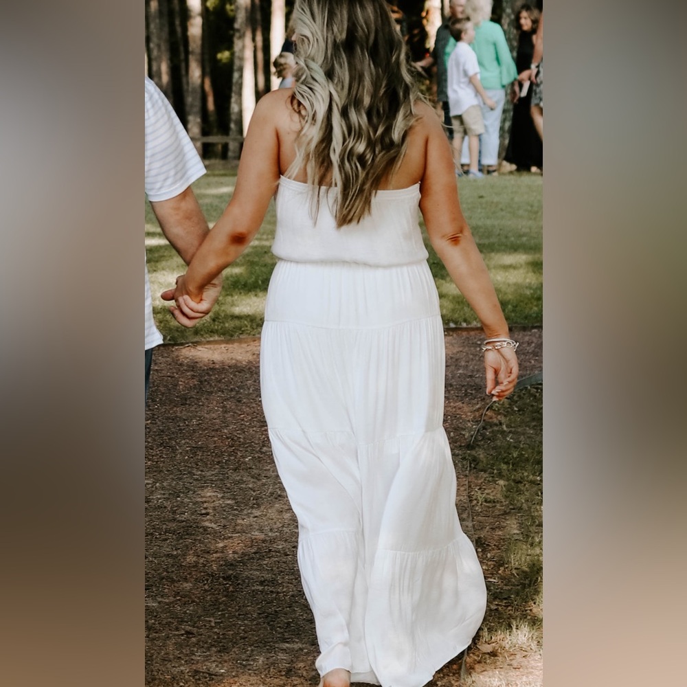 White maxi dress size large WORN ONCE